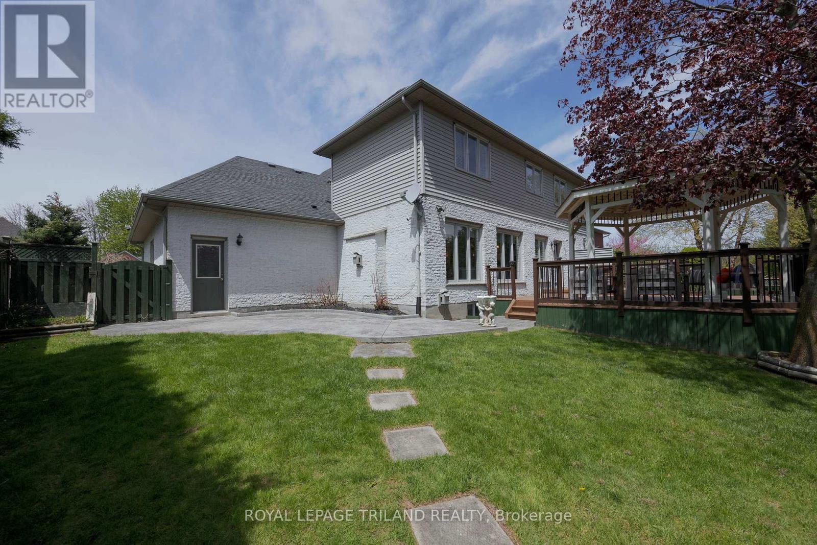 56 Glenridge Crescent, London North (North A), Ontario  N6G 4W6 - Photo 43 - X13638136