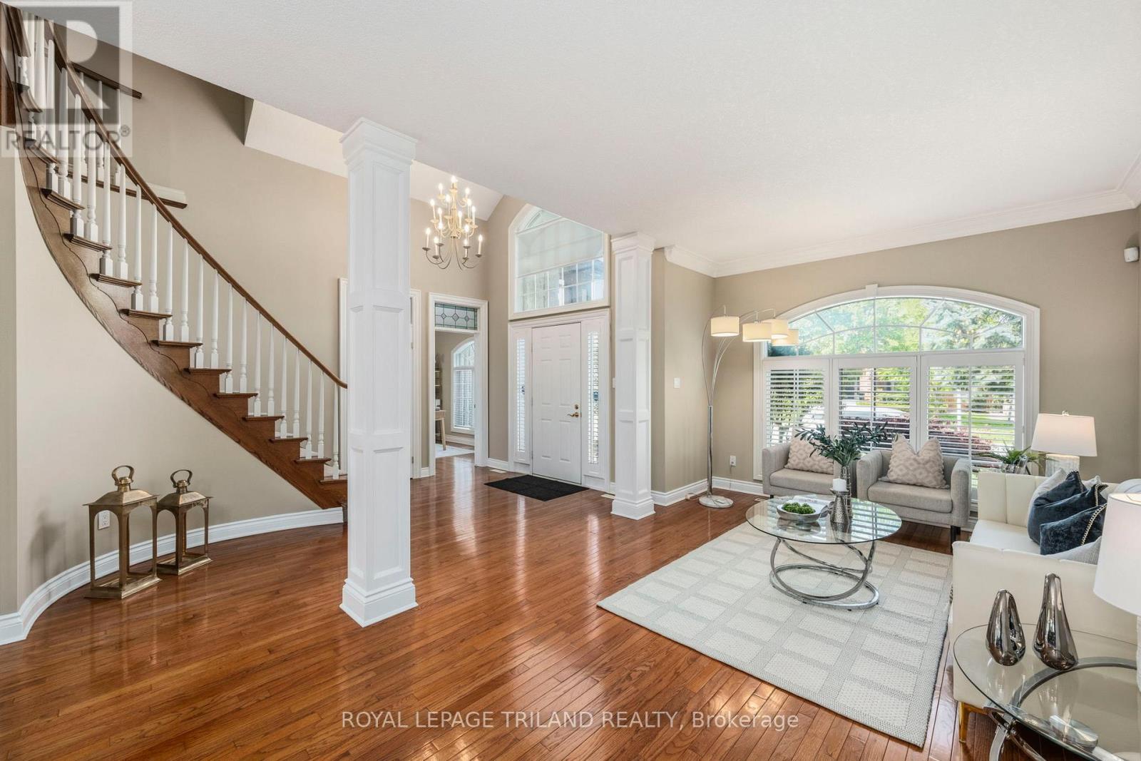 56 Glenridge Crescent, London North (North A), Ontario  N6G 4W6 - Photo 5 - X13638136