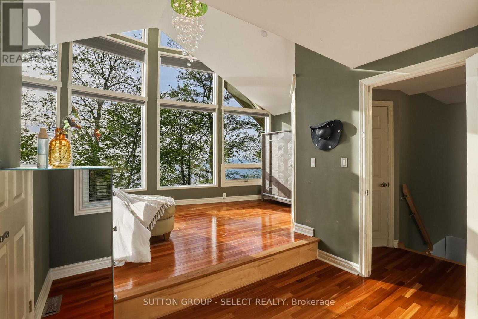 5284 Cliff Road, Lambton Shores, Ontario  N0N 1J7 - Photo 24 - X13638172