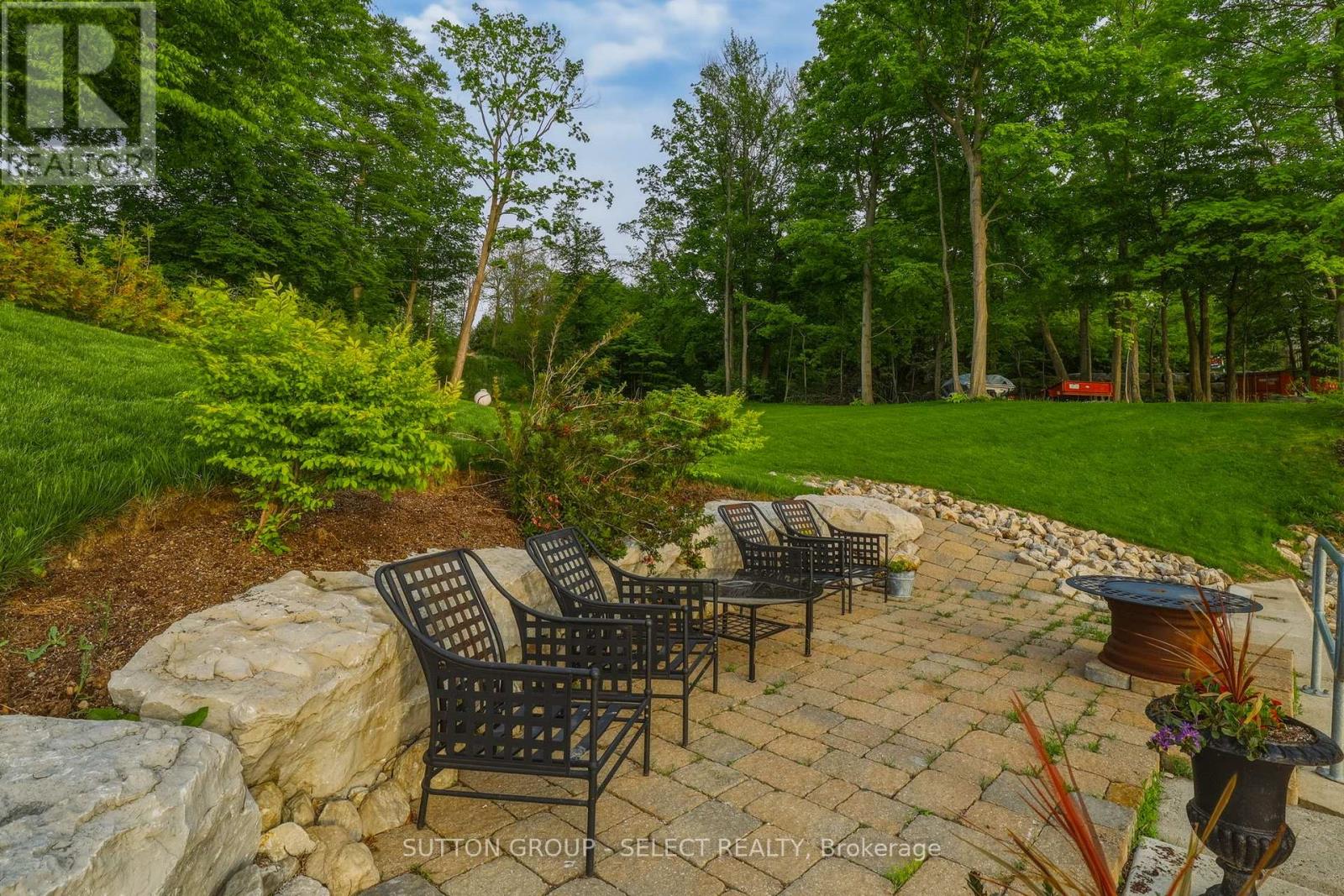 5284 Cliff Road, Lambton Shores, Ontario  N0N 1J7 - Photo 35 - X13638172