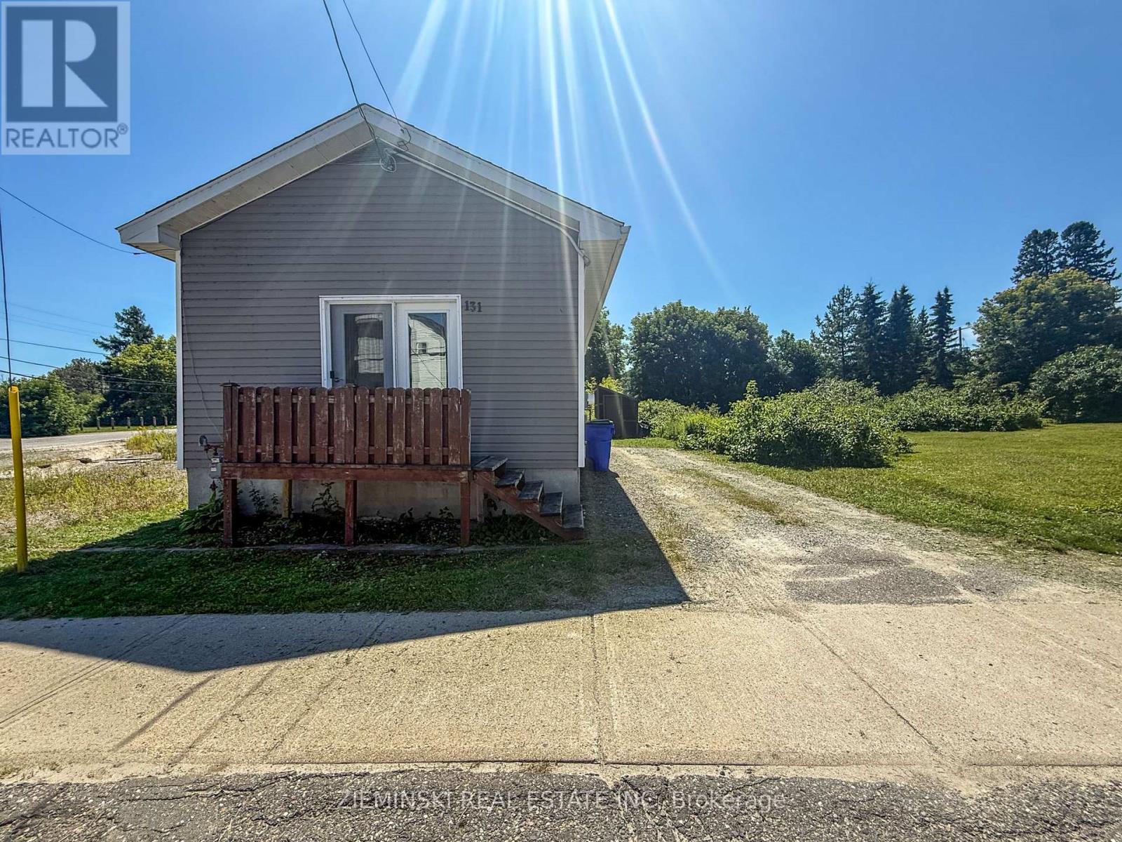 131 Golden Avenue, Timmins, Ontario  P0N 1H0 - Photo 2 - T13638152