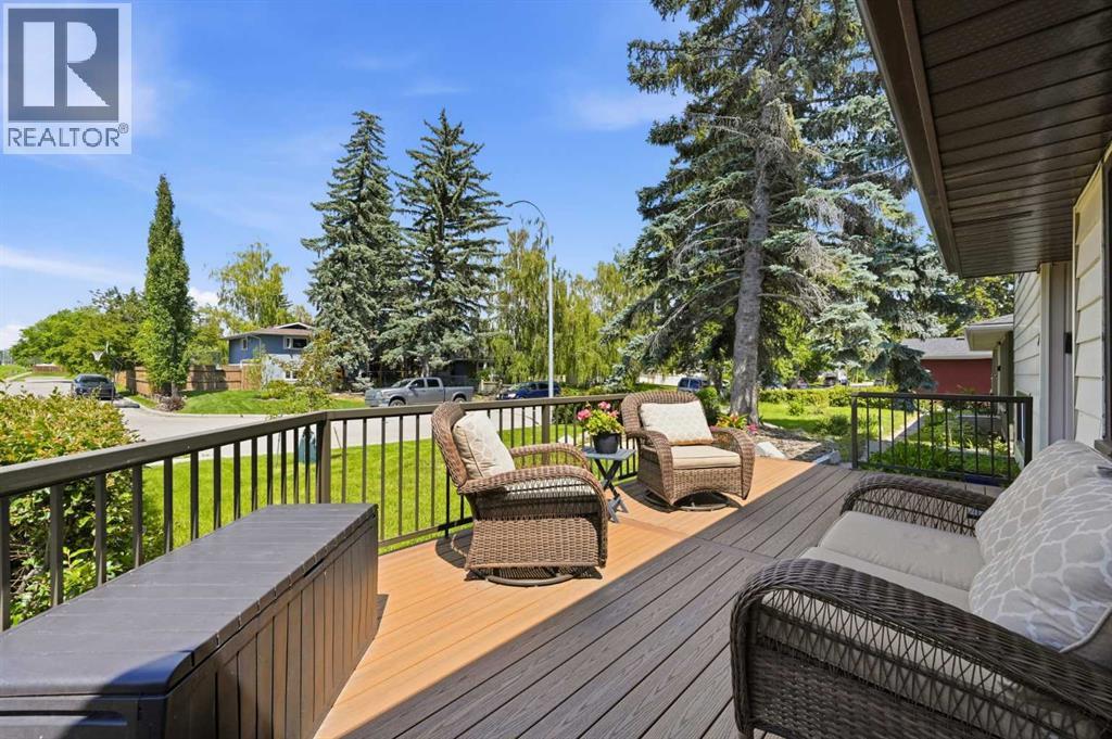 1439 90 Avenue SW, Calgary, Alberta  T2V 0X3 - Photo 2 - A2323364