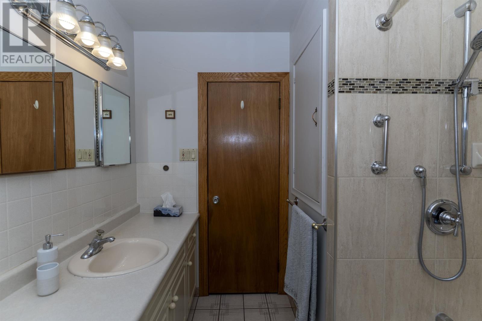 402 Victoria Ave W, Thunder Bay, Ontario  P7C 1G7 - Photo 22 - TB2601875