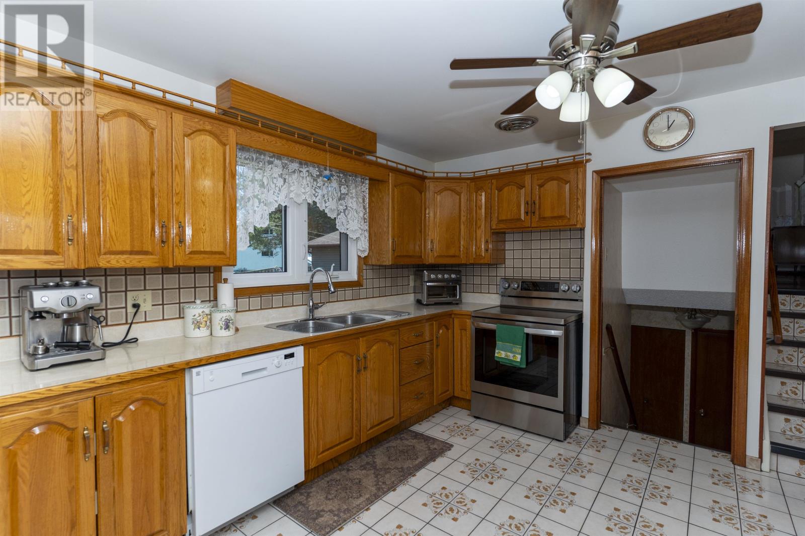 402 Victoria Ave W, Thunder Bay, Ontario  P7C 1G7 - Photo 7 - TB2601875