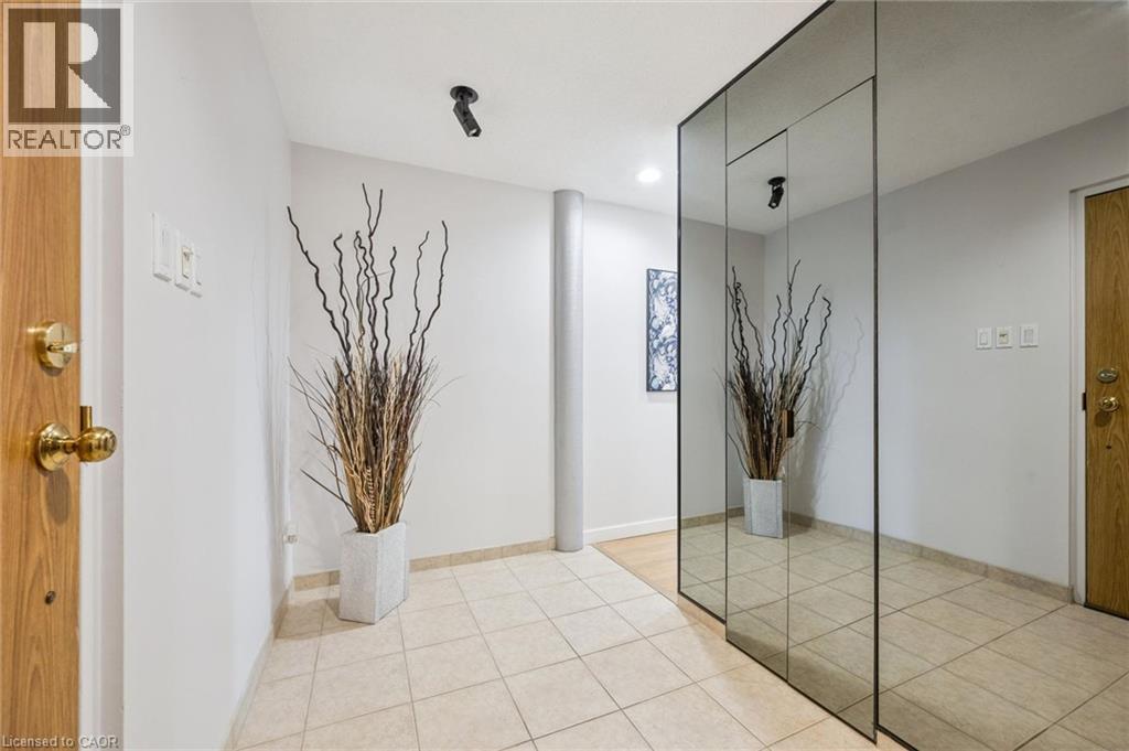 20 Ellen Street E Unit# 408, Kitchener, Ontario  N2H 6R7 - Photo 7 - 40850610