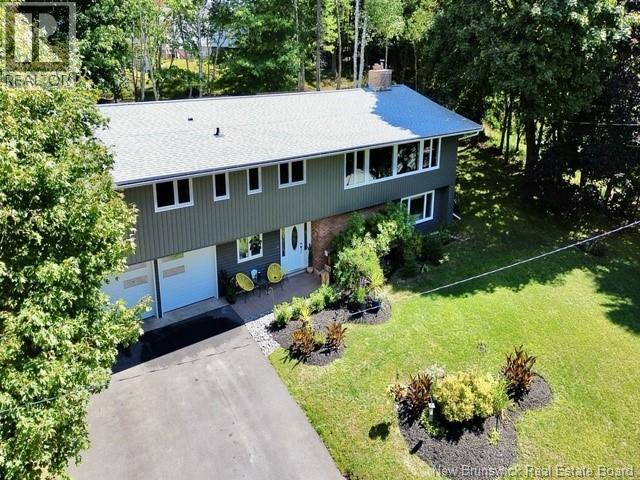 829 Edgehill Row, Saint John, New Brunswick  E2M 4G6 - Photo 1 - NB144972