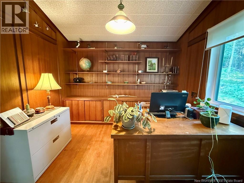 829 Edgehill Row, Saint John, New Brunswick  E2M 4G6 - Photo 18 - NB144972