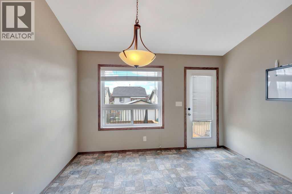 12 Kensington Close, Red Deer, Alberta  T4P 0H5 - Photo 16 - A2334664