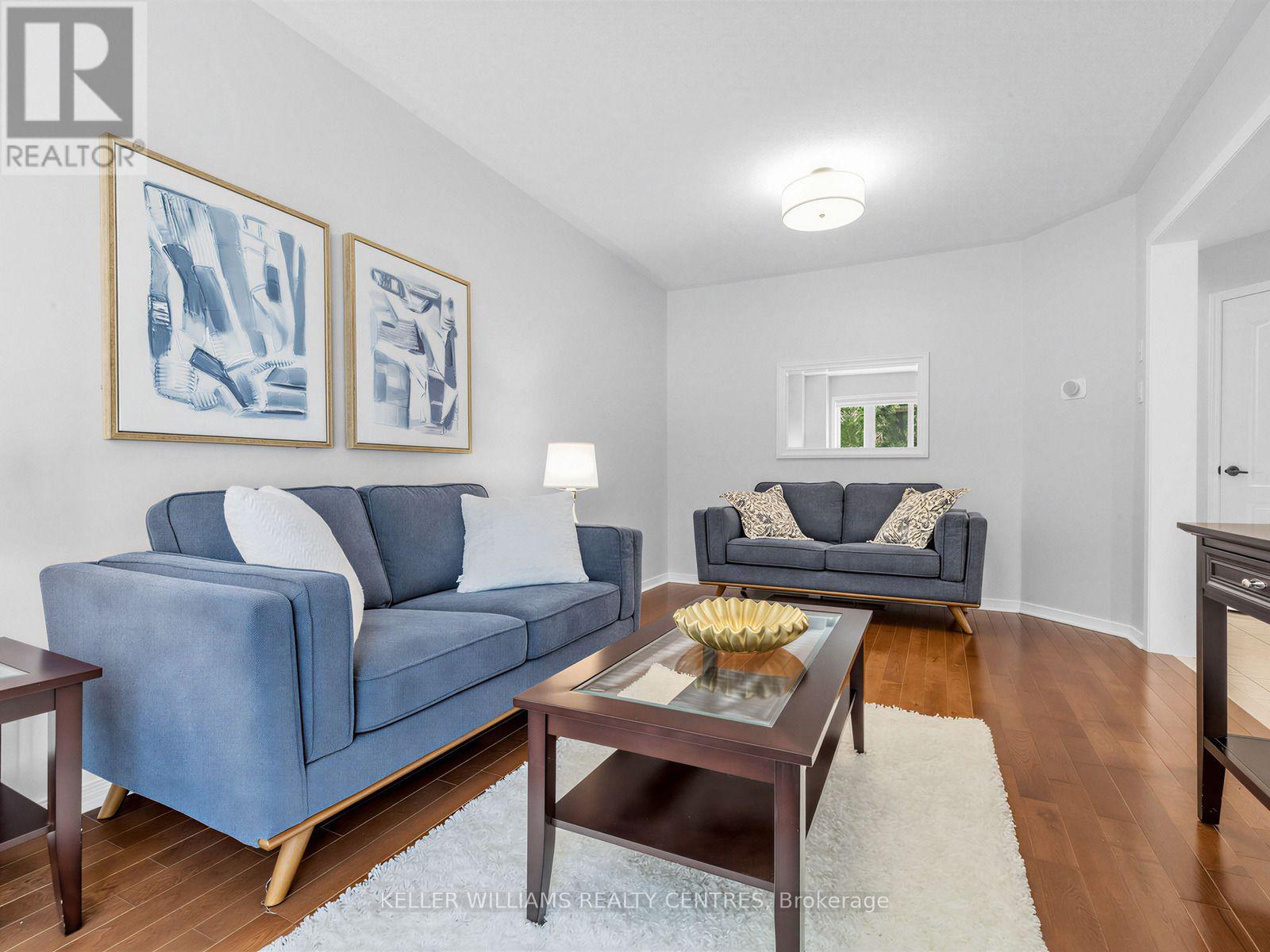 174 Flagstone Way, Newmarket, Ontario  L3X 2Z7 - Photo 4 - N13638144