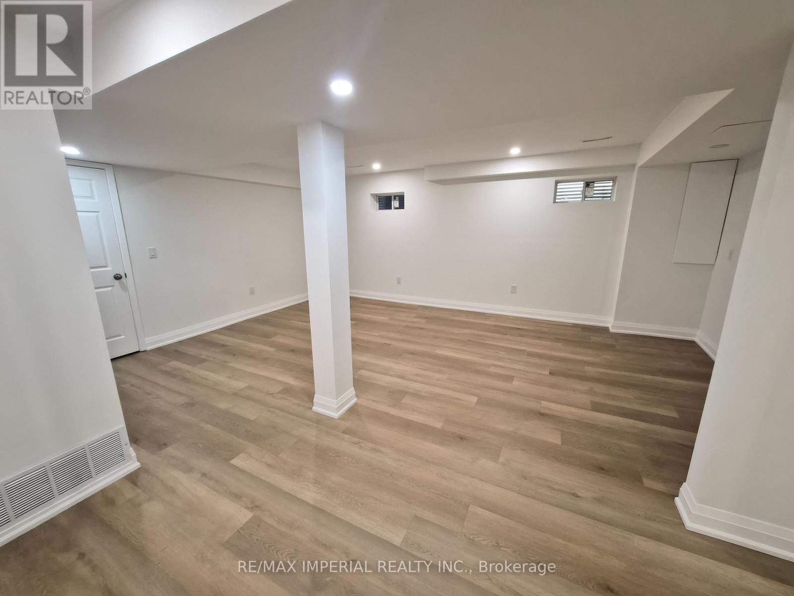 757 Pam Crescent, Newmarket, Ontario  L3Y 5B7 - Photo 21 - N13638150