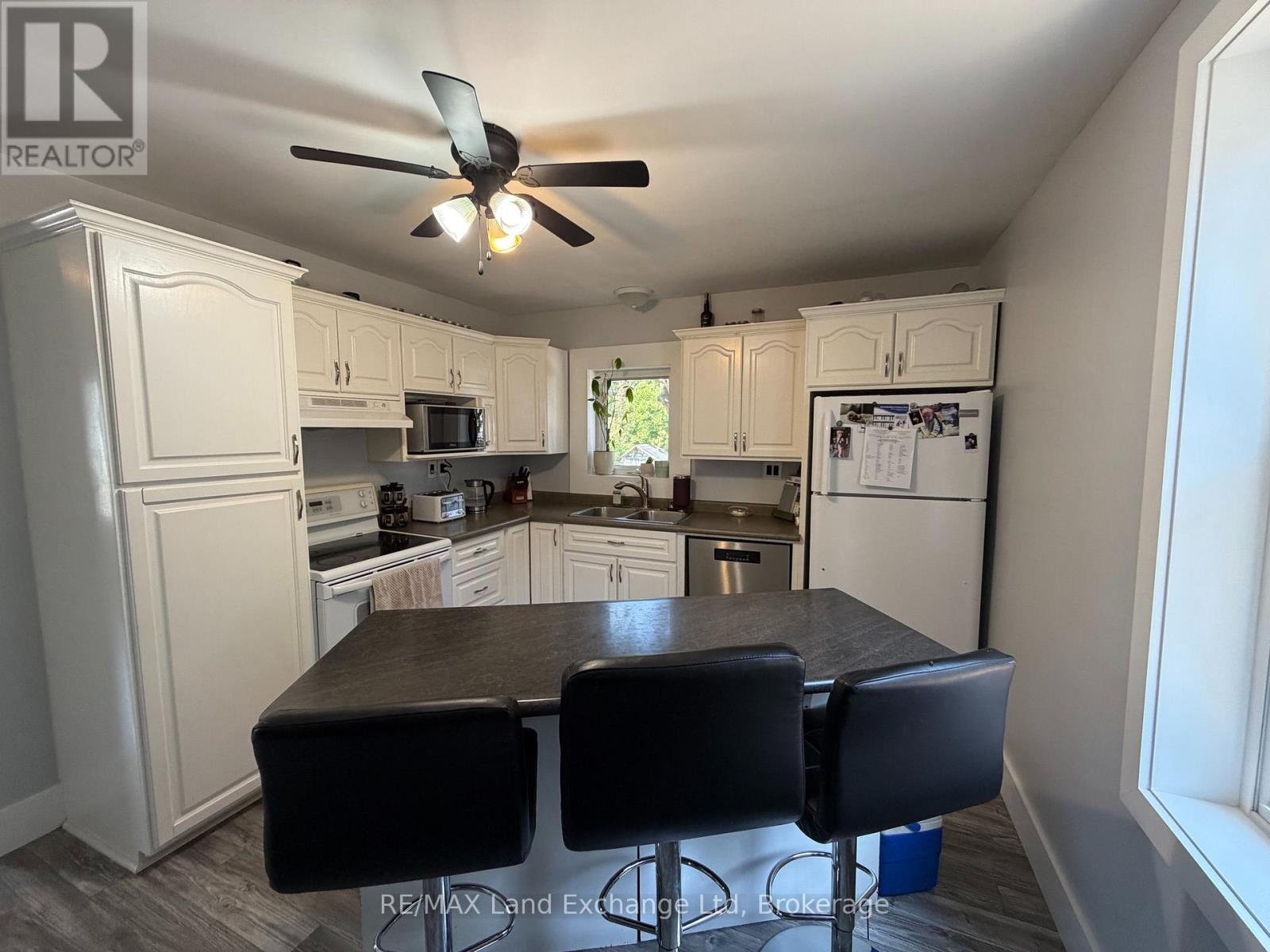 330 Albert Street, Huron East (Brussels), Ontario  N0G 1H0 - Photo 13 - X13638178