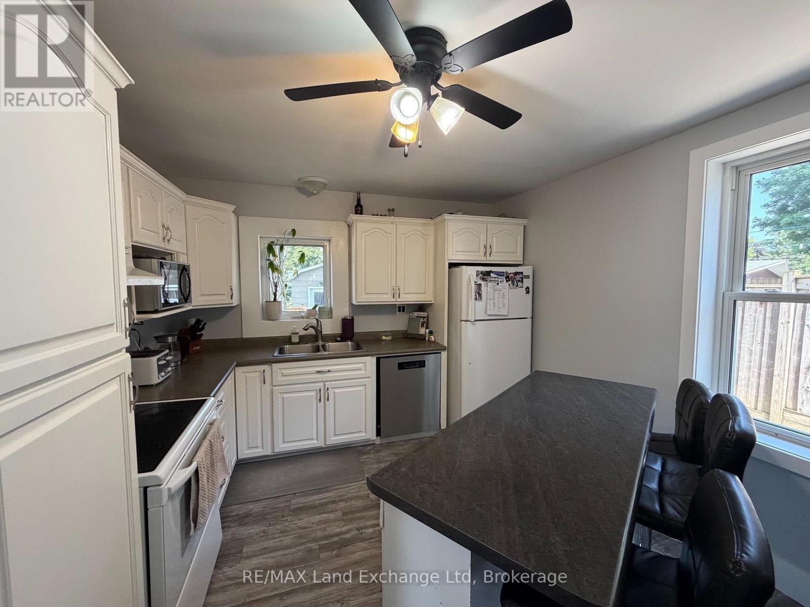 330 Albert Street, Huron East (Brussels), Ontario  N0G 1H0 - Photo 14 - X13638178
