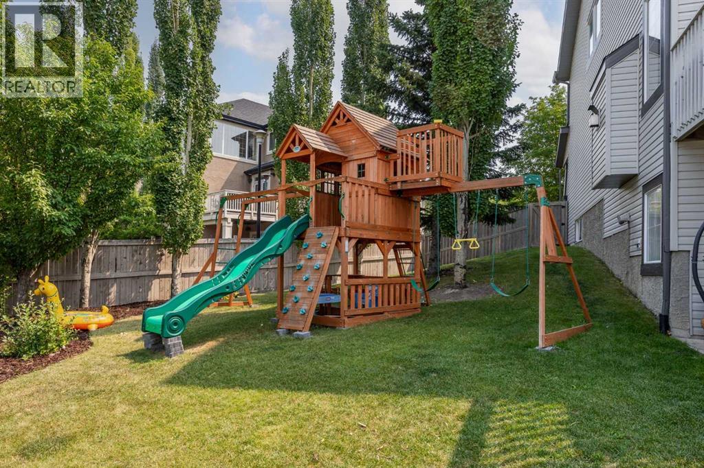 31 Crestridge Way SW, Calgary, Alberta  T3B 5Z3 - Photo 37 - A2334173