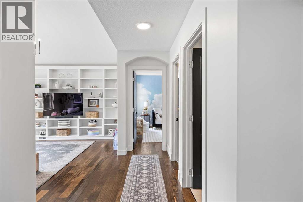 31 Crestridge Way SW, Calgary, Alberta  T3B 5Z3 - Photo 27 - A2334173