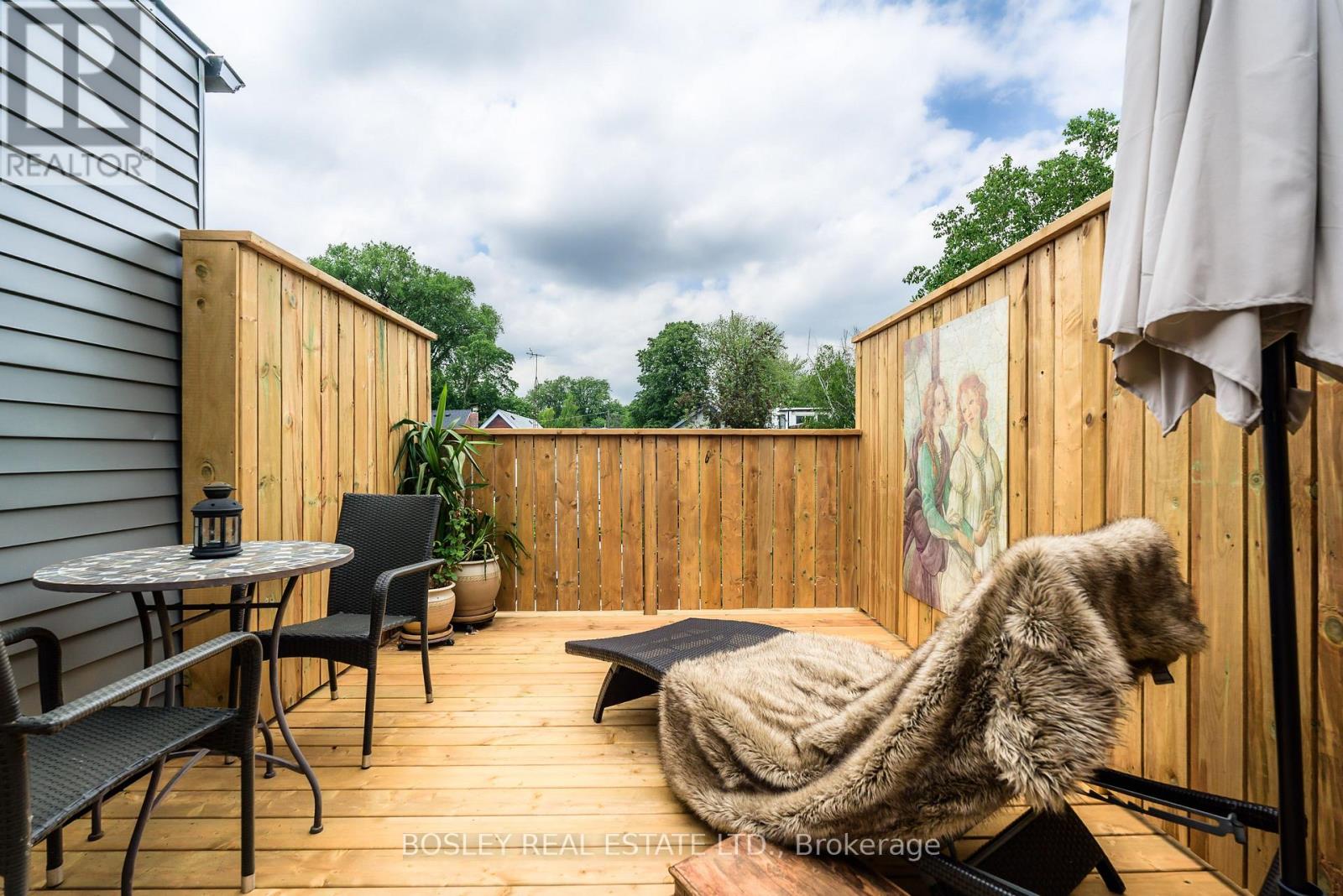 16 Blong Avenue, Toronto, Ontario M4M 1P2 - Photo 26 - E13598236
