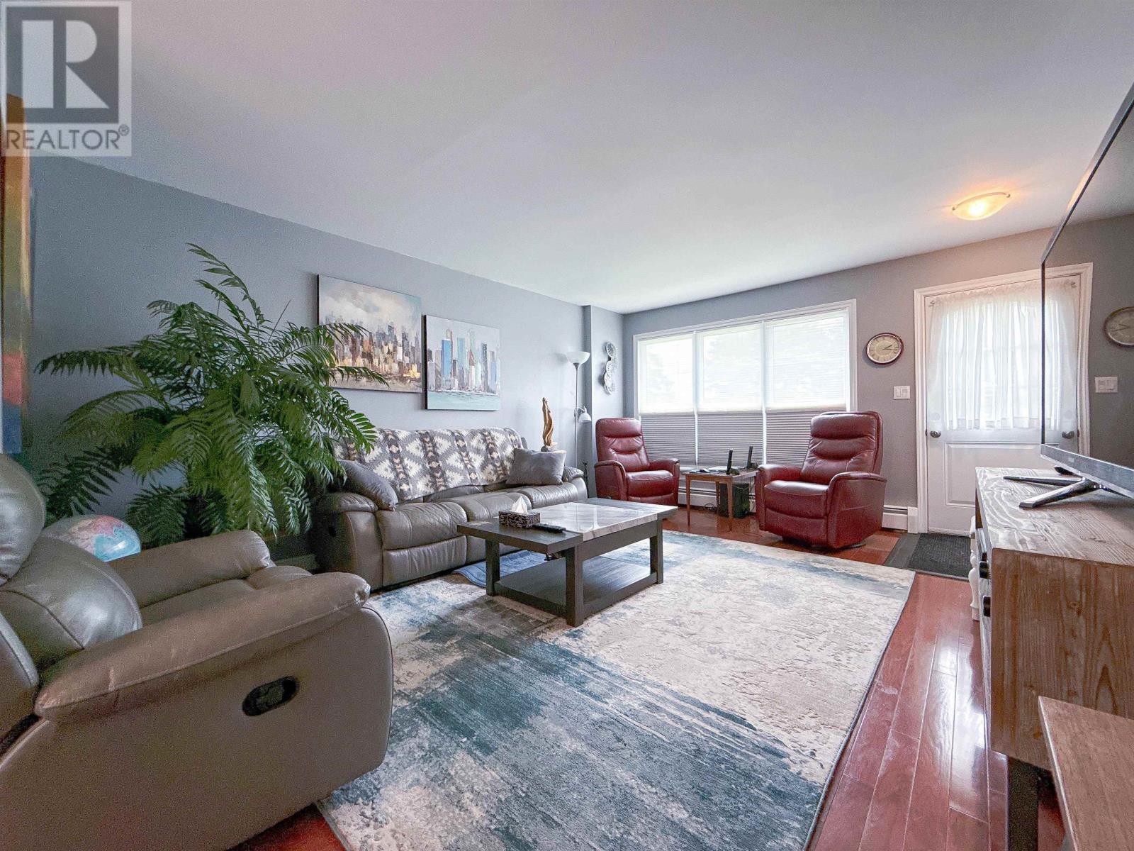 111 Meadowbank Road, Cornwall, Prince Edward Island  C0A 1H0 - Photo 11 - 202619594
