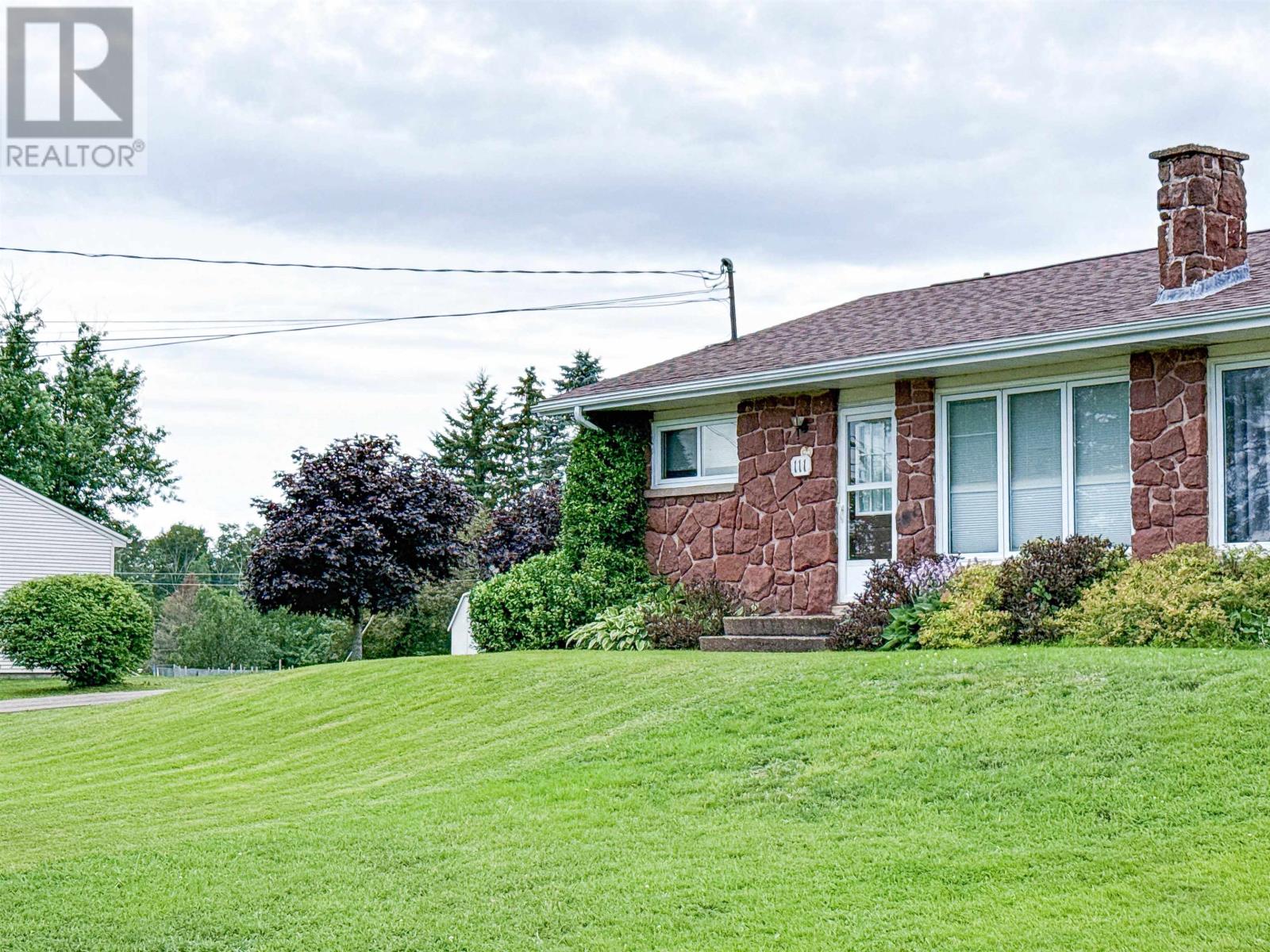 111 Meadowbank Road, Cornwall, Prince Edward Island  C0A 1H0 - Photo 8 - 202619594