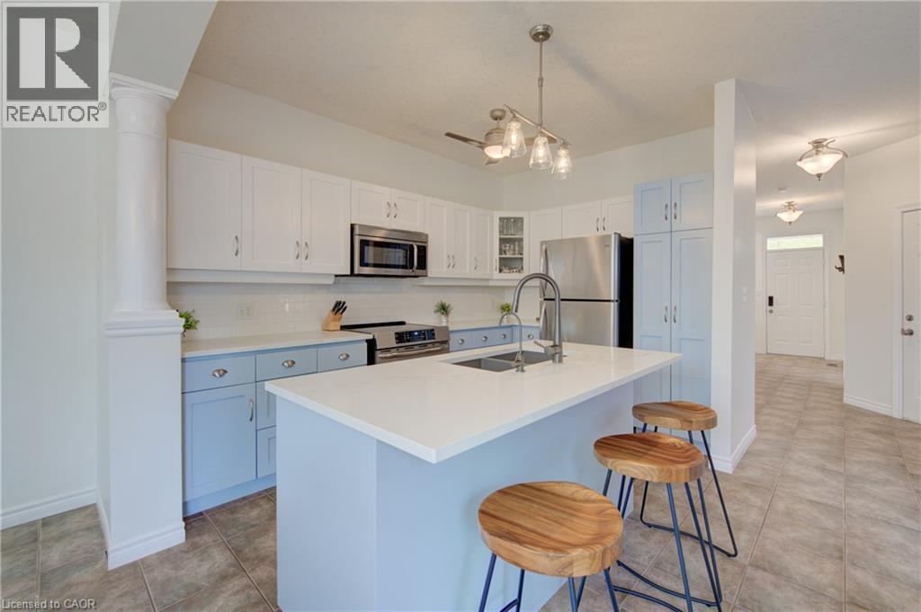 729 Keats Way, Waterloo, Ontario  N2T 2Y2 - Photo 5 - 40852833
