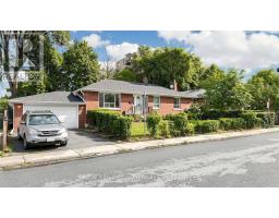 256 FERRIS ROAD, Toronto, Ontario