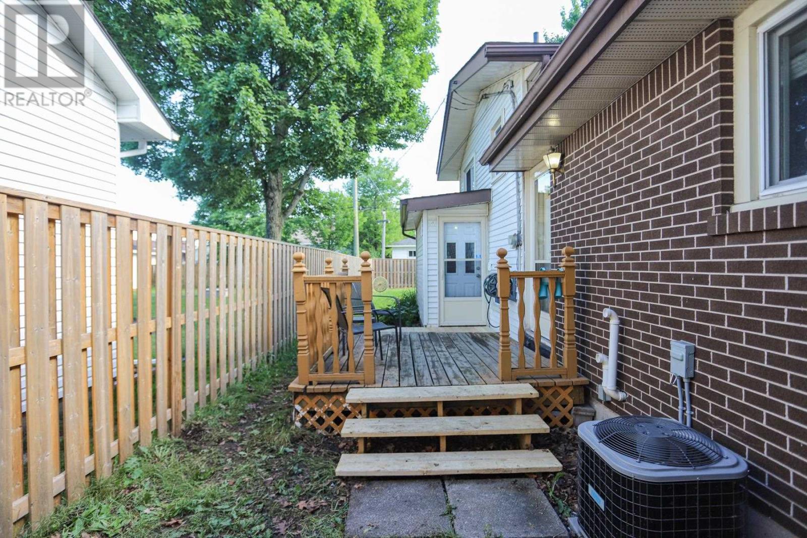 74 Grandriver Cres, Sault Ste. Marie, Ontario  P6B 3S1 - Photo 8 - SM261834