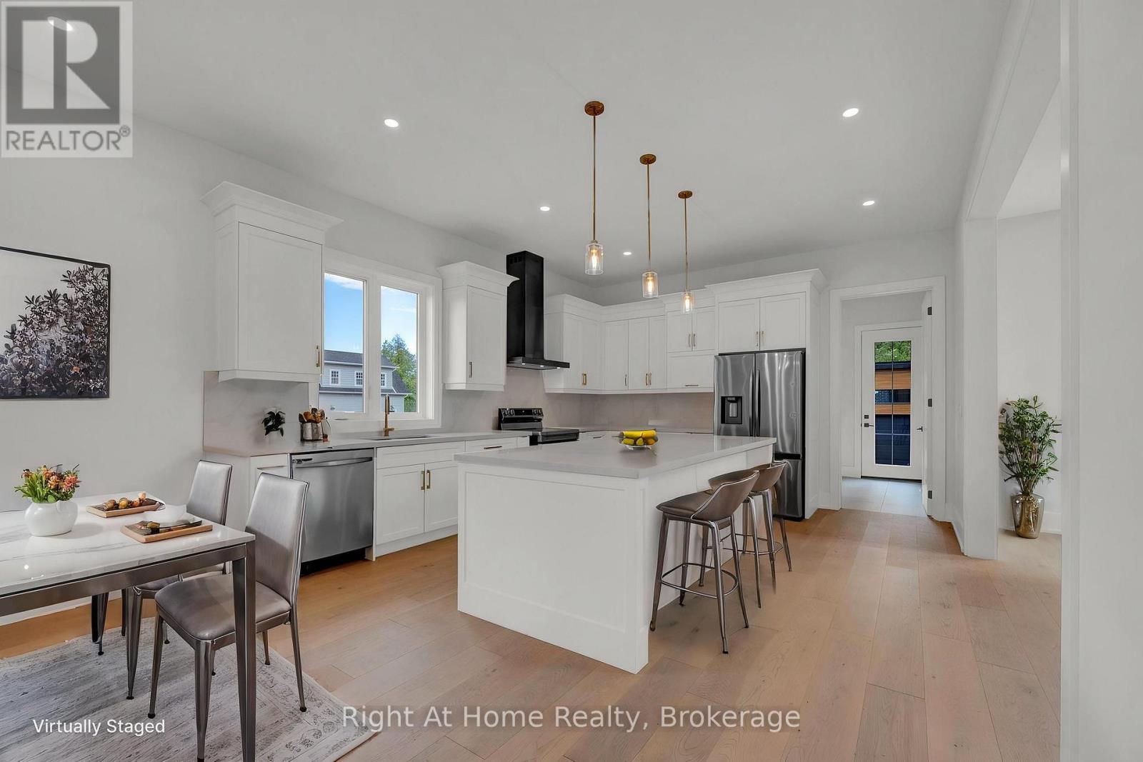213 Suzanne Mess Boulevard, Cobourg, Ontario  K9A 3L3 - Photo 10 - X13638208