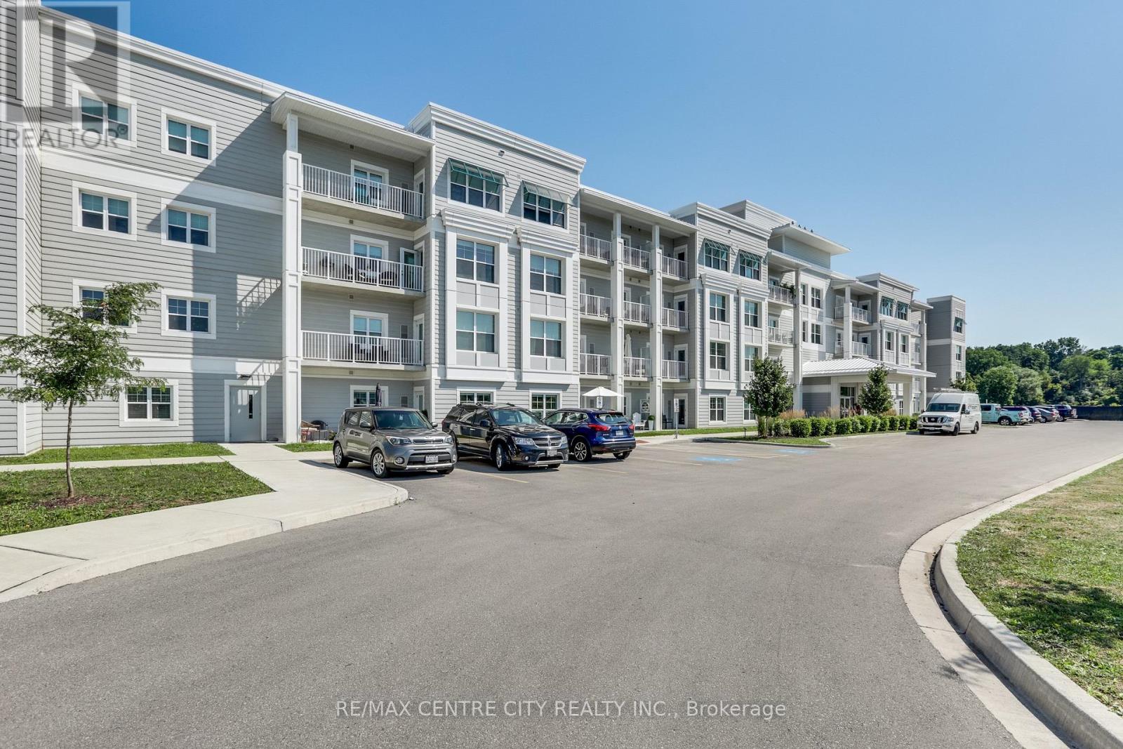 206 - 100 THE PROMENADE, Central Elgin, Ontario
