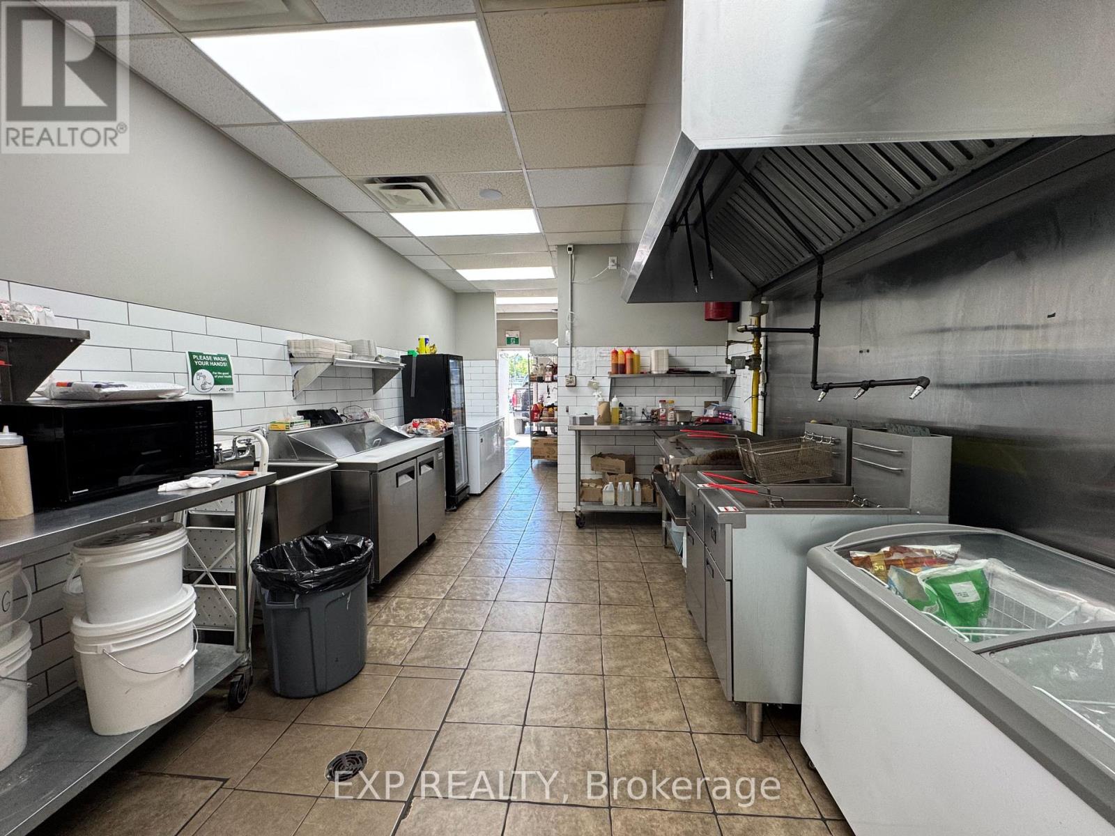 1579 Oxford Street E, London East, Ontario  N5V 1W5 - Photo 8 - X13638214
