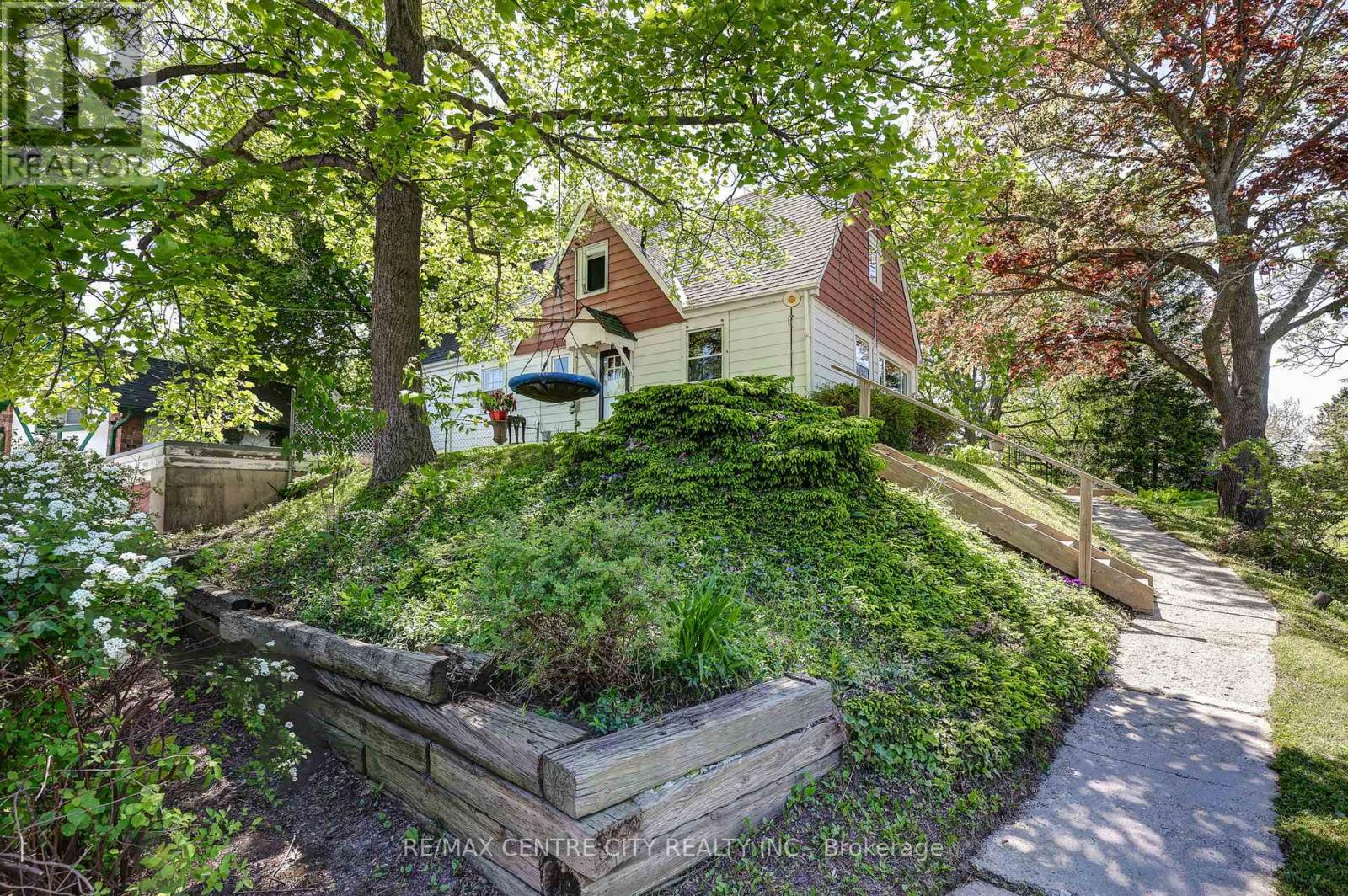 4491 East Road, Central Elgin, Ontario  N5L 1A7 - Photo 6 - X13638218