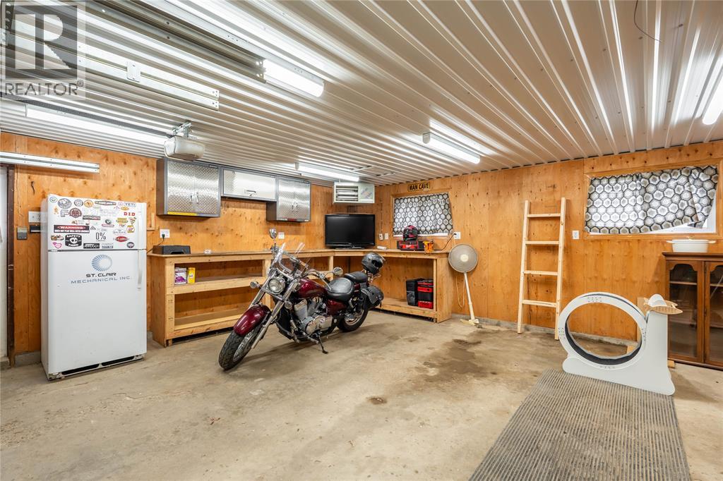 416 Ignatiefna Street, Petrolia, Ontario  N0N 1R0 - Photo 27 - 26018354