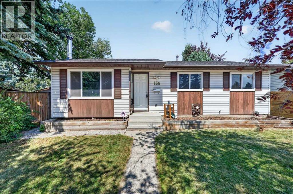 136 Templeview Place NE, Calgary, Alberta  T1Y 3S2 - Photo 2 - A2334269