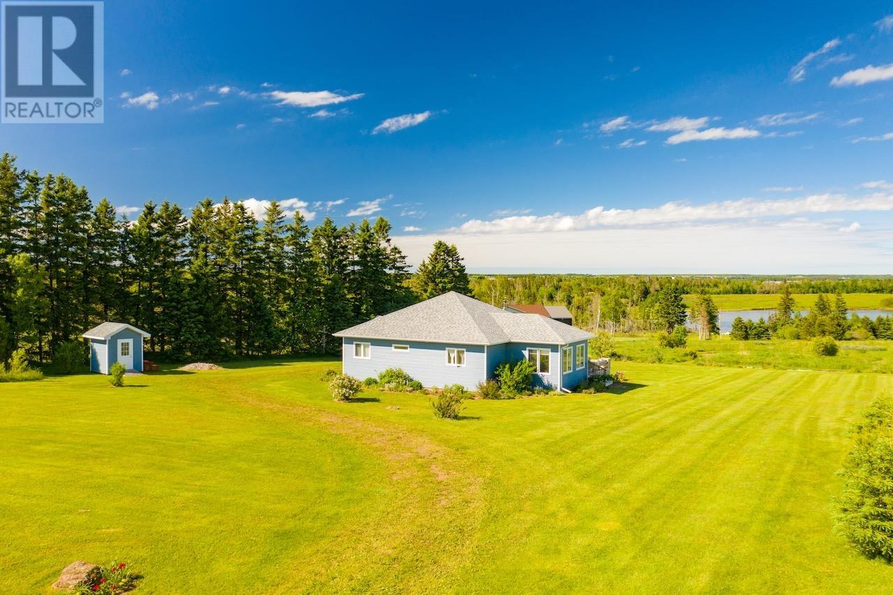 11 Howe Point Road, Eglington, Prince Edward Island  C0A 2B0 - Photo 4 - 202615810