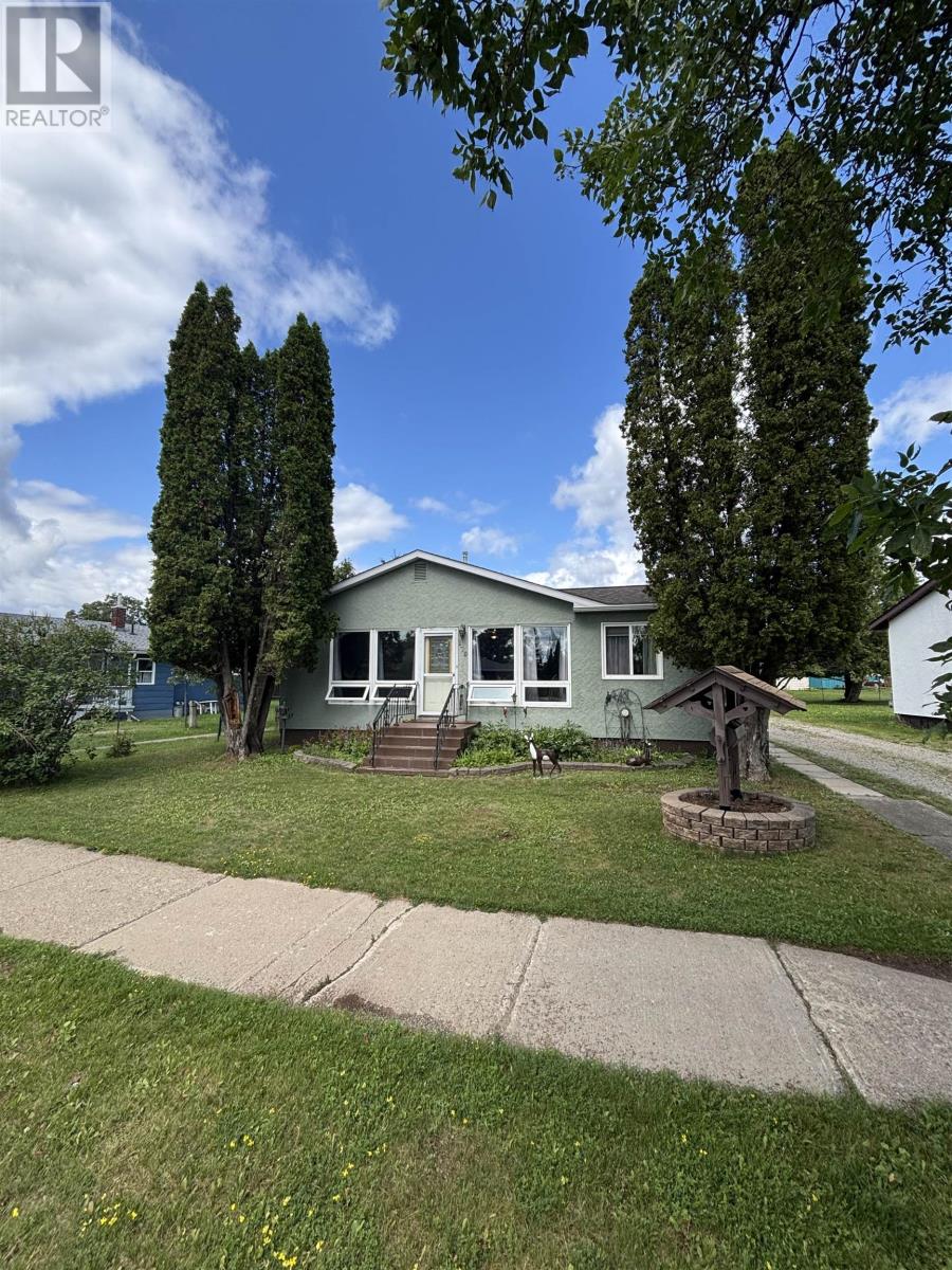 170 Pine Crescent, Atikokan, Ontario