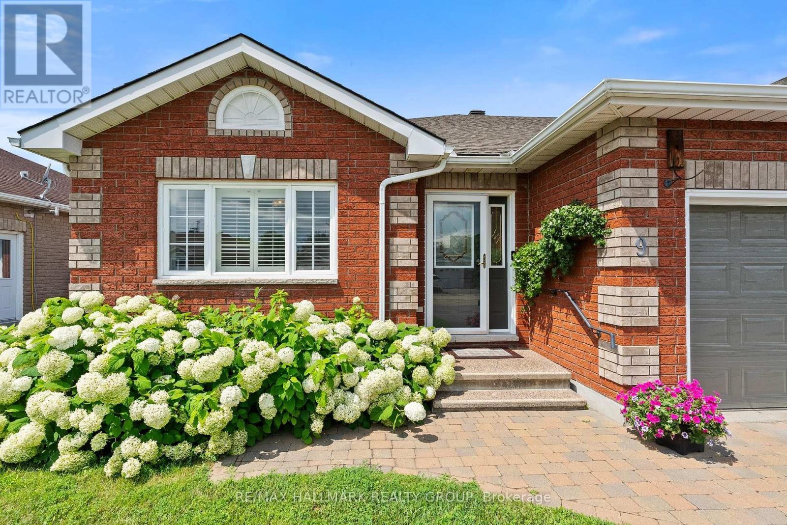 9 Dr Gordon Crescent, North Grenville, Ontario  K0G 1J0 - Photo 2 - X13638204