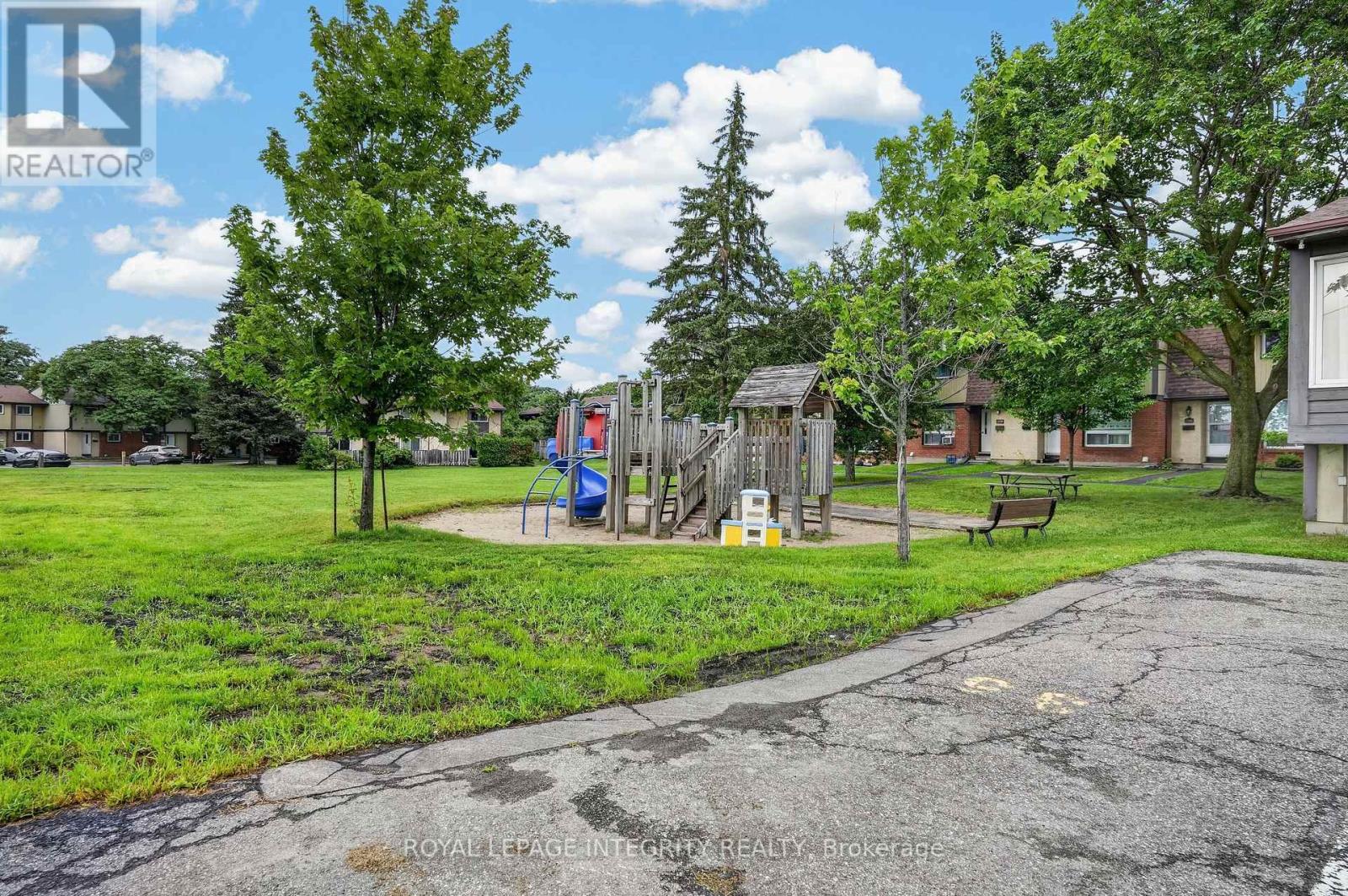 1352 Bakker Court, Ottawa, Ontario  K1C 2K4 - Photo 39 - X13638270
