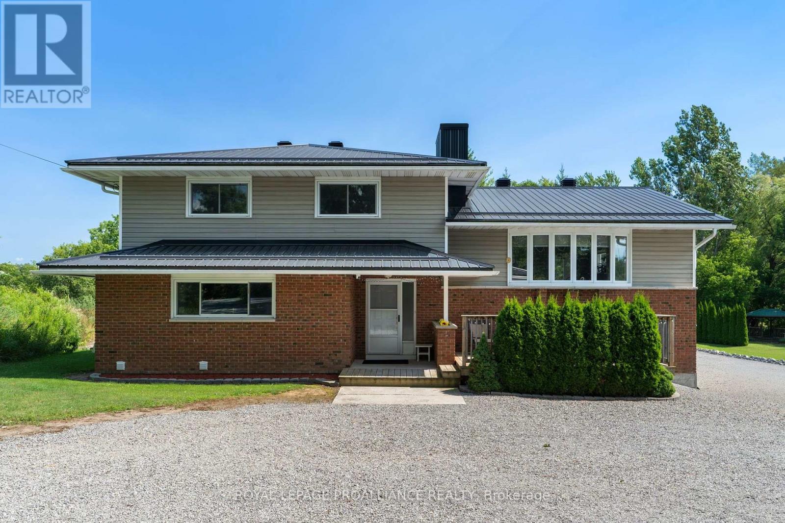 1321 County Road 2 Road W, Leeds And The Thousand Islands, Ontario