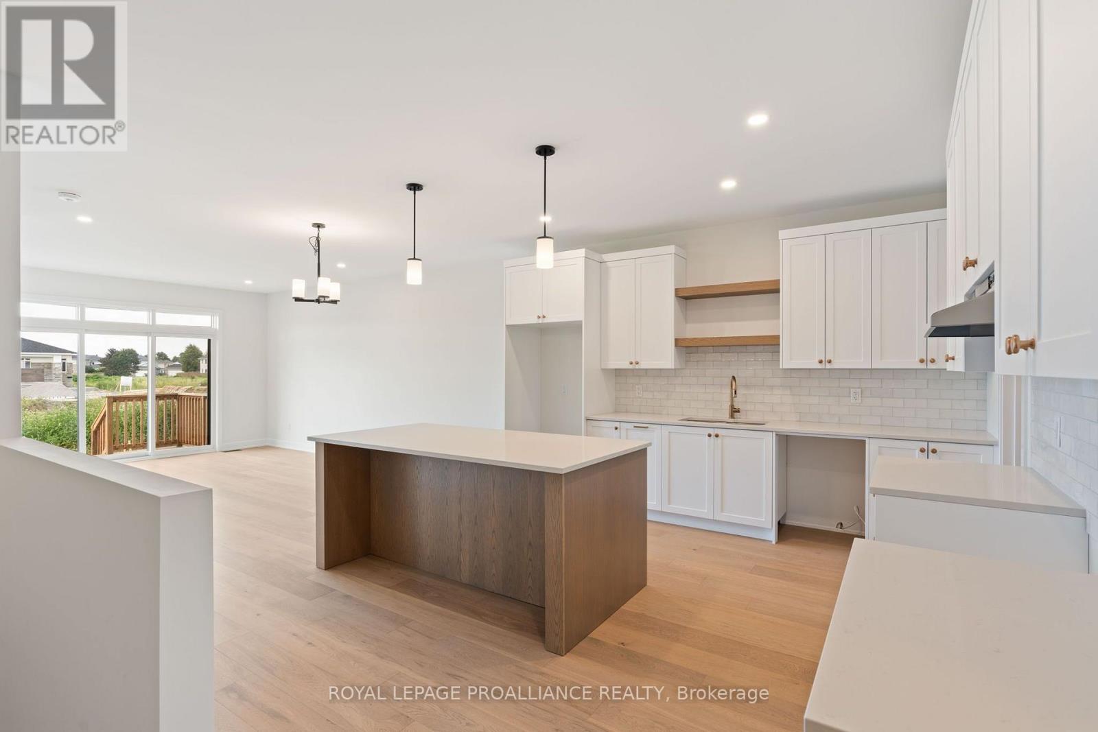 1051 Moore Street, Brockville, Ontario  K6V 0H1 - Photo 14 - X13638240