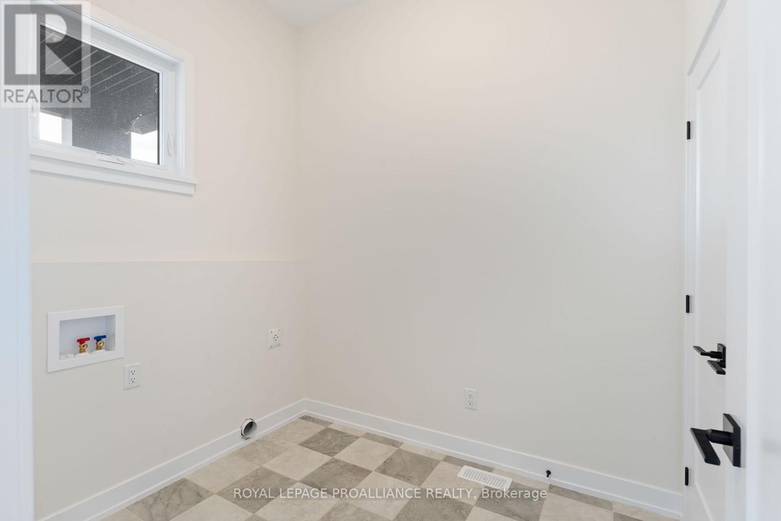 1051 Moore Street, Brockville, Ontario  K6V 0H1 - Photo 6 - X13638240
