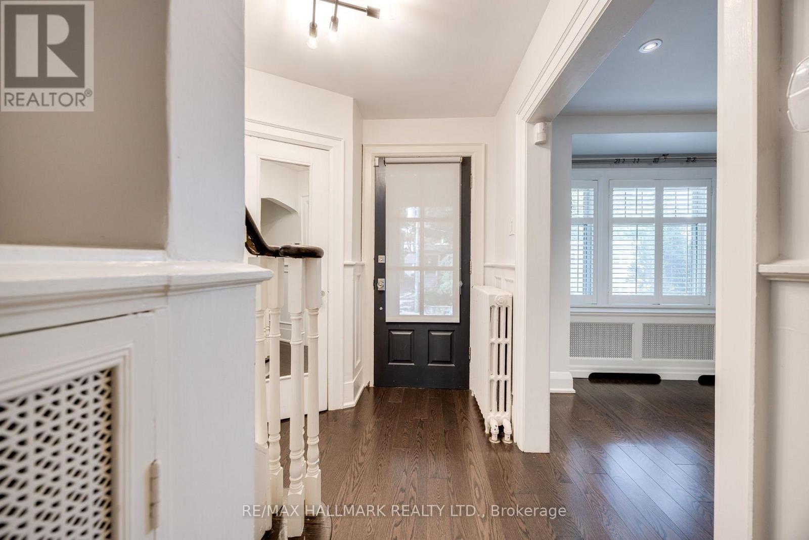 15 Mcnairn Avenue, Toronto, Ontario  M5M 2H4 - Photo 3 - C13638188