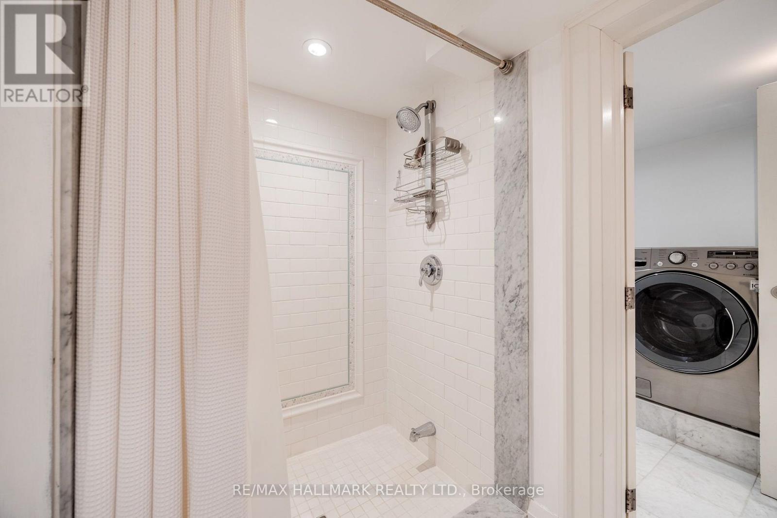 15 Mcnairn Avenue, Toronto, Ontario  M5M 2H4 - Photo 31 - C13638188