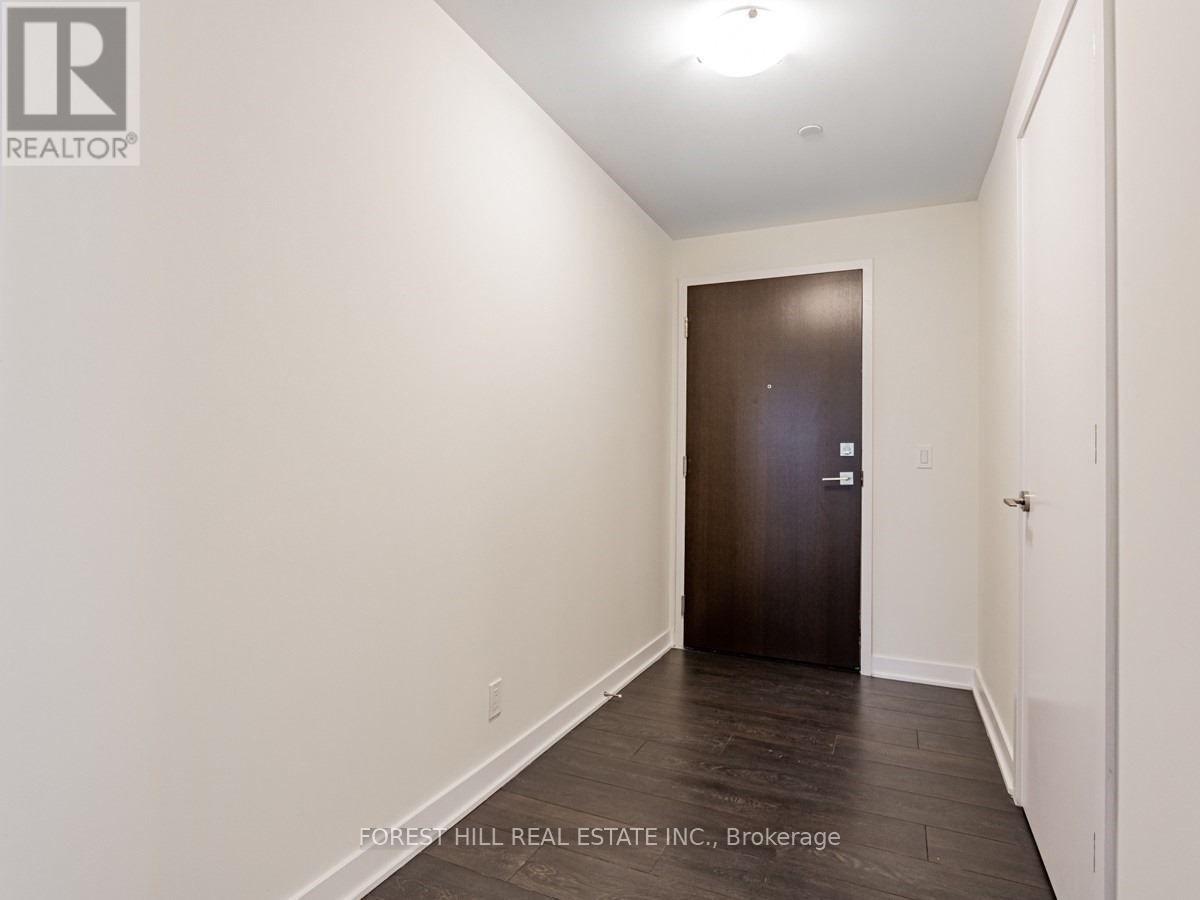 5702 - 2221 YONGE STREET Toronto (Mount Pleasant West), ON M4S 2B4