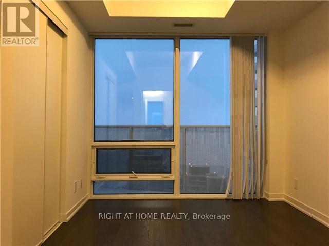6504 - 100 Harbour Street, Toronto, Ontario  M5J 0B5 - Photo 10 - C13638236