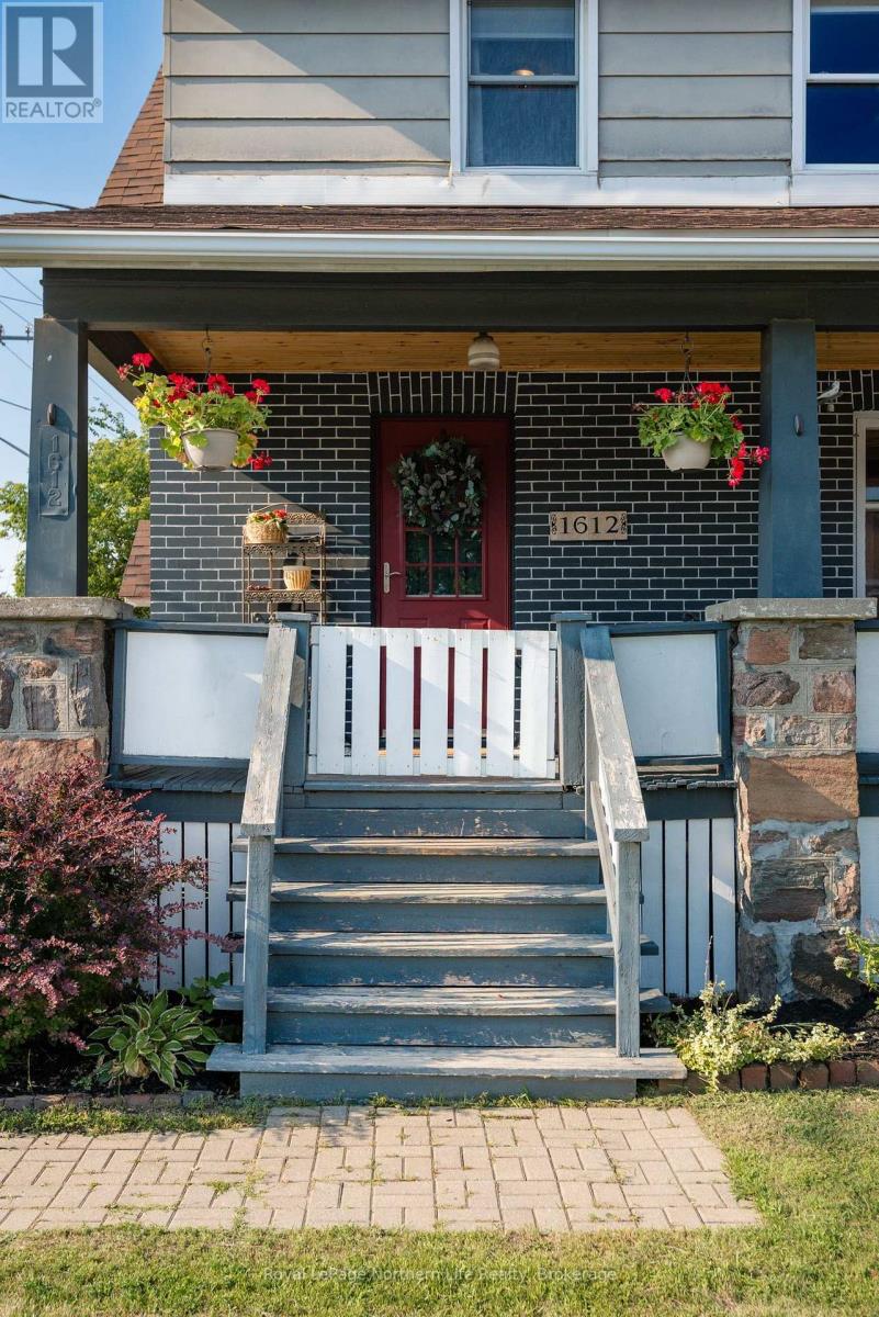 1612 Cassells Street, North Bay, Ontario  P1B 4C5 - Photo 2 - X13638202