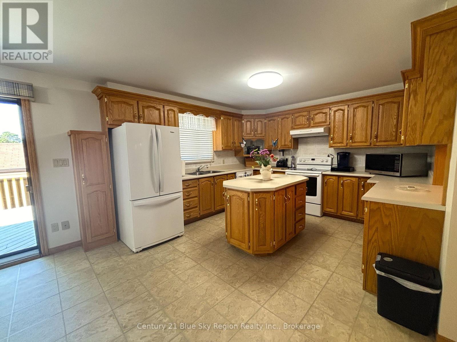 877 O'brien Street, North Bay, Ontario P1B 5W9 - Photo 11 - X13638336