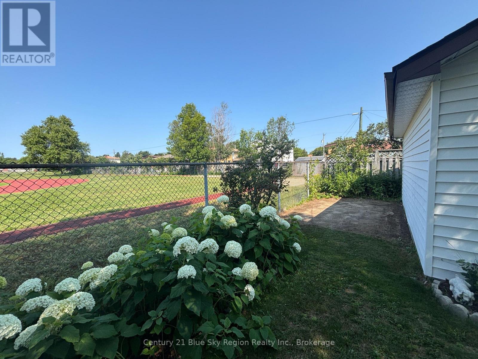 877 O'brien Street, North Bay, Ontario P1B 5W9 - Photo 43 - X13638336