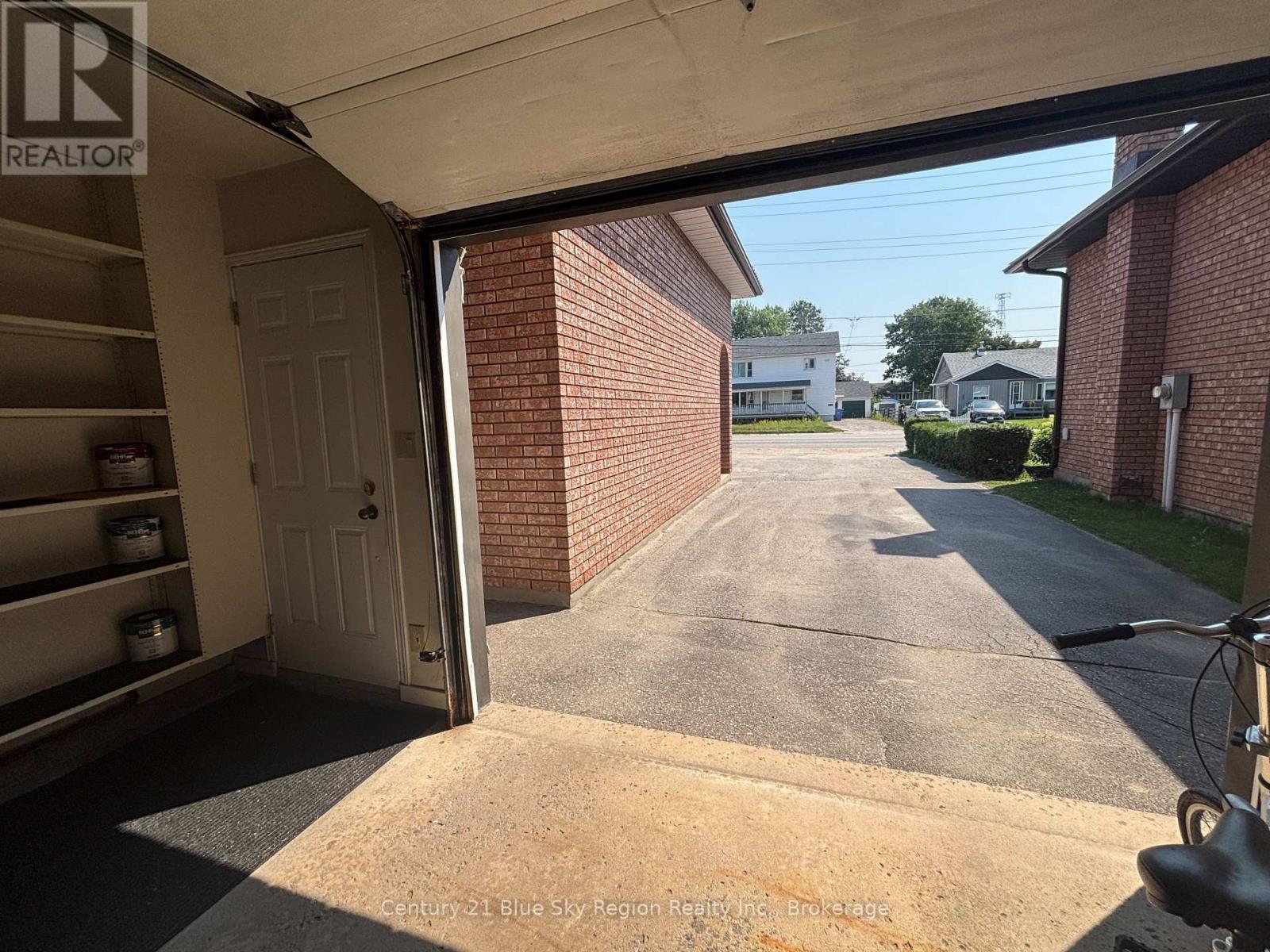 877 O'brien Street, North Bay, Ontario P1B 5W9 - Photo 44 - X13638336