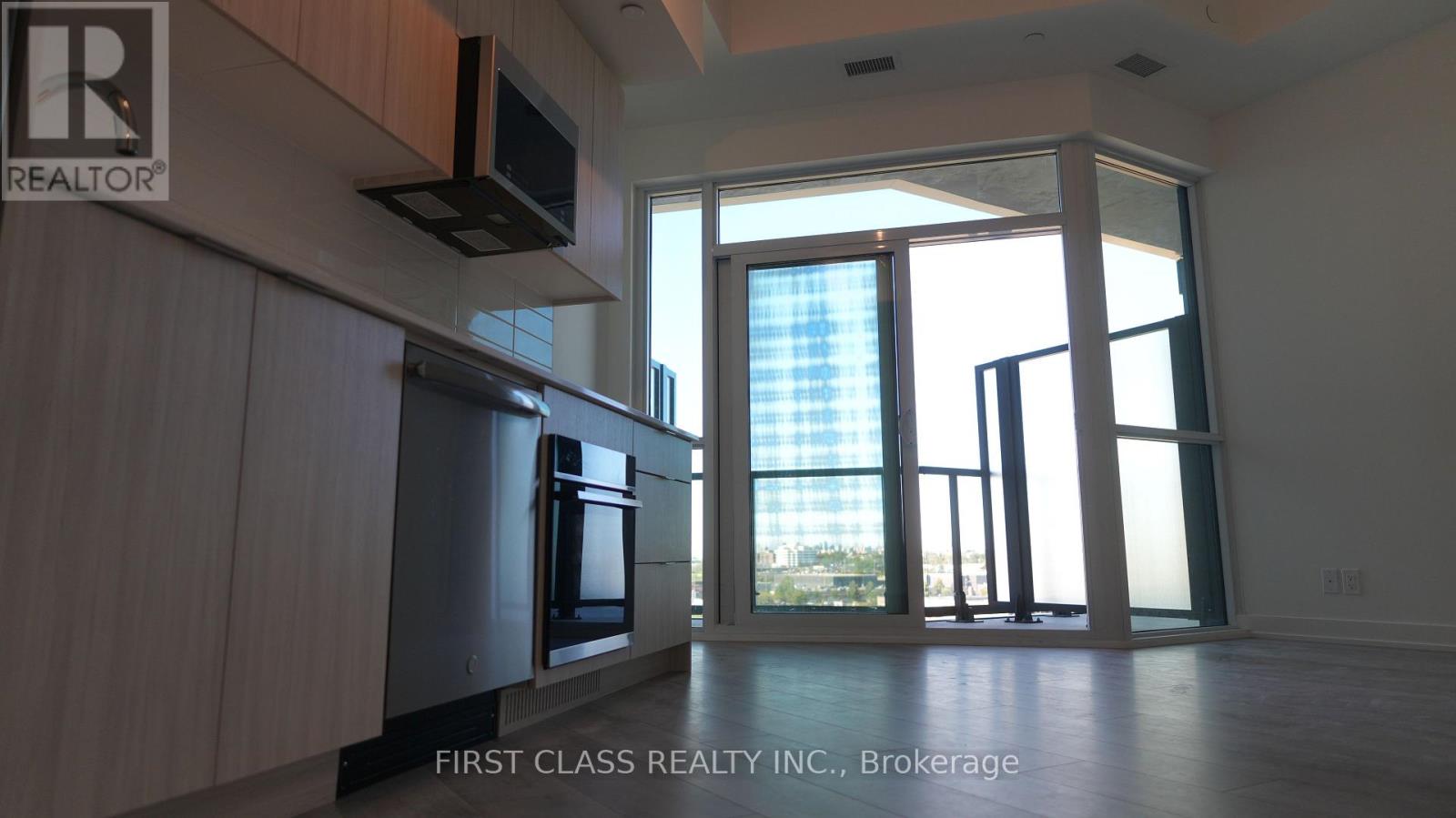 819 - 20 Deans Drive, Toronto, Ontario  M1L 0J7 - Photo 4 - E13638192