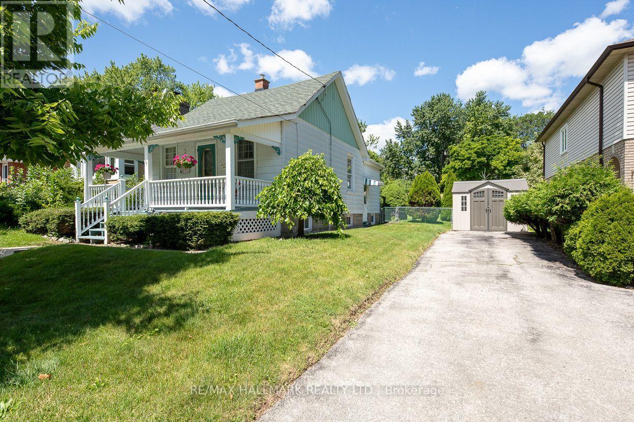 40 Pinegrove Avenue, Toronto, Ontario  M1N 2G5 - Photo 2 - E13638196