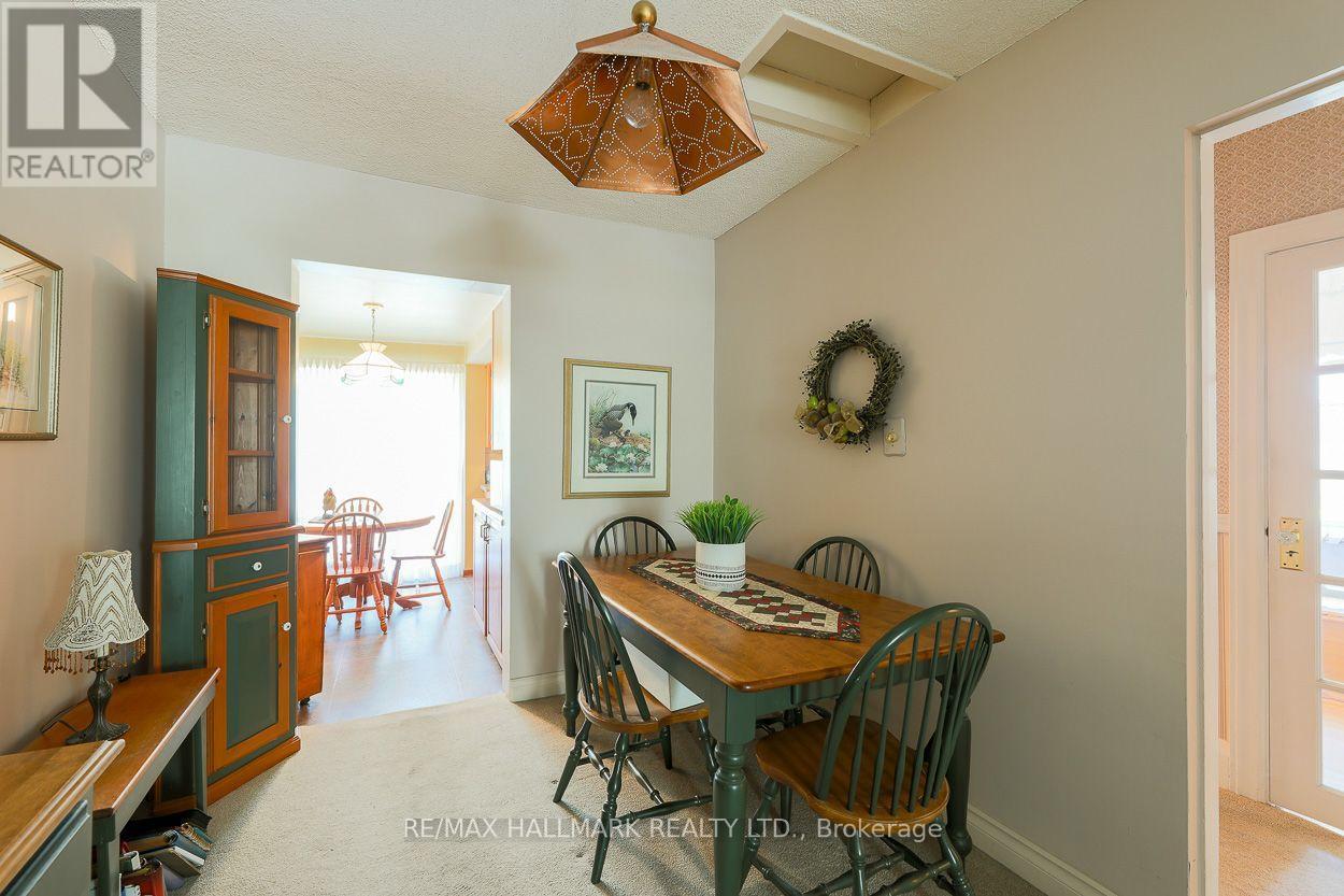 40 Pinegrove Avenue, Toronto, Ontario  M1N 2G5 - Photo 8 - E13638196