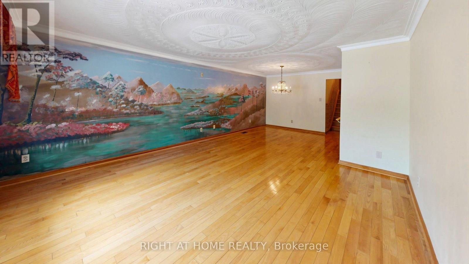 20 Torrens Avenue, Toronto, Ontario  M4K 2H8 - Photo 6 - E13638278