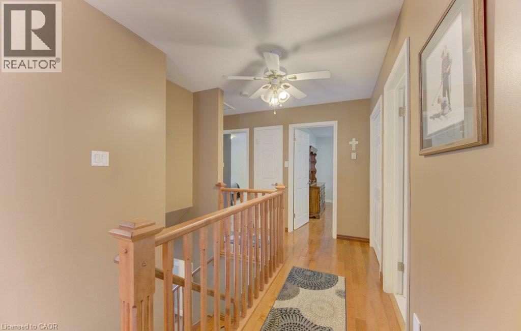 518 Twin Oaks Crescent, Waterloo, Ontario  N2L 4R8 - Photo 27 - 40853357